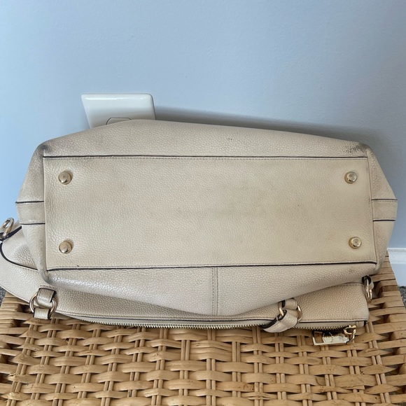 Ivory Coach Satchel - Picture 3 of 6